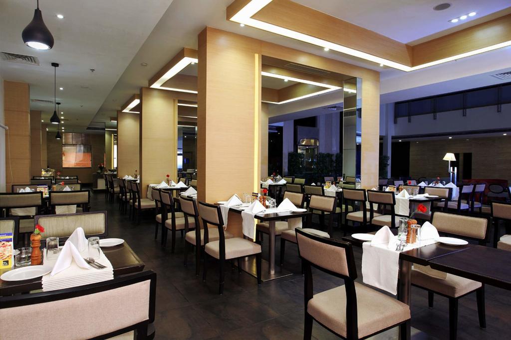Hotel Abu Palace Chennai Esterno foto